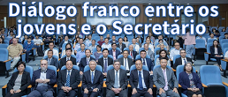 Diálogo franco entre os jovens e o Secretário